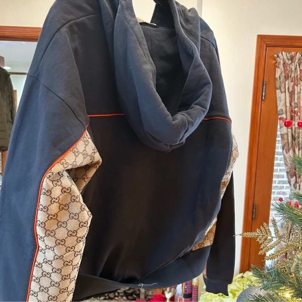 Men’s Gucci, cotton jersey, zip jacket/hoodie signature GG supreme size large